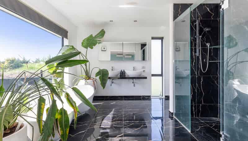 1227 Oxford Road, Cust