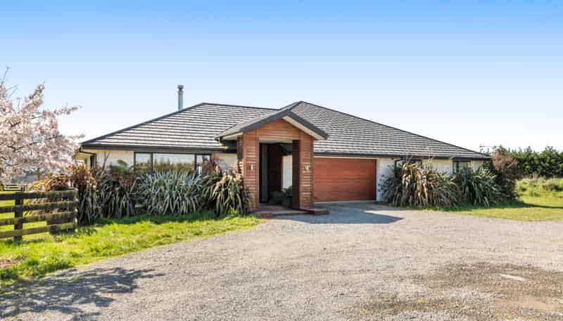 1227 Oxford Road, Cust