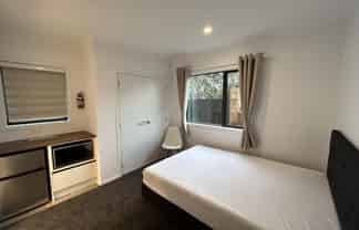 2E/23 Hibiscus Avenue, Hamilton Lake
