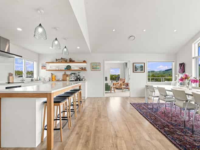 33 Okaia Drive, Kinloch
