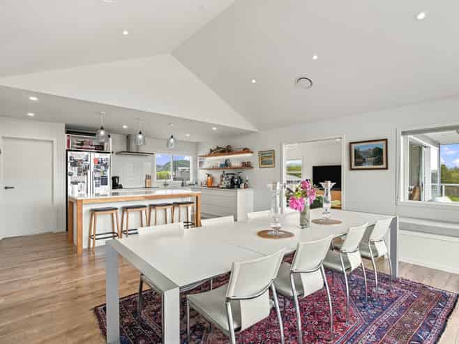 33 Okaia Drive, Kinloch
