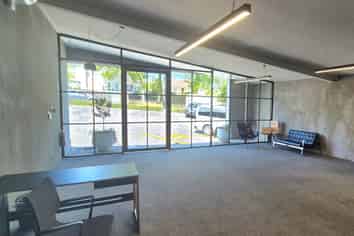 VERSATILE 158M² SPACE IN NORTHCOTE
