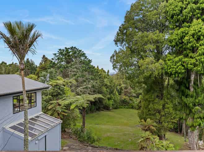 38 Bush Road, Waiatarua