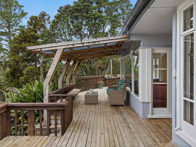38 Bush Road, Waiatarua