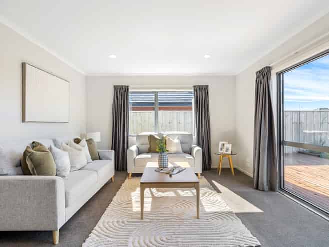 42 Hodgkinson Road, Pegasus