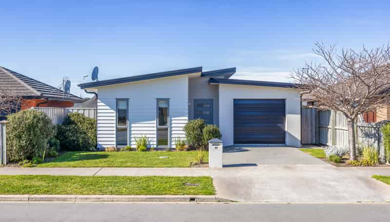 42 Hodgkinson Road, Pegasus