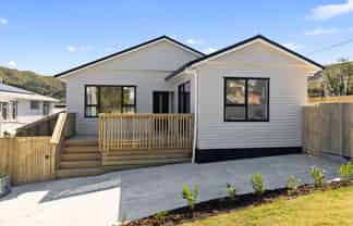 52 Fraser Avenue, Johnsonville