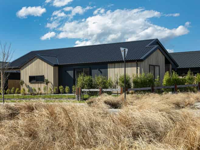 14 Wooing Tree Avenue, Cromwell