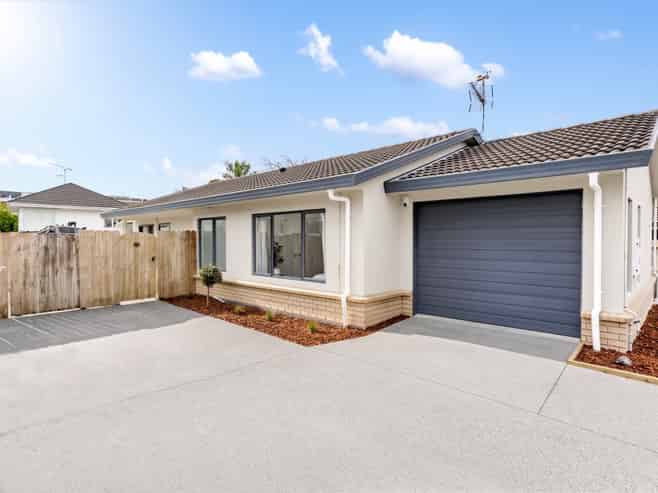 72a Wellington Street, Howick