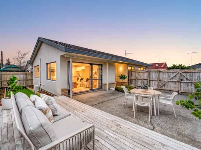 72a Wellington Street, Howick
