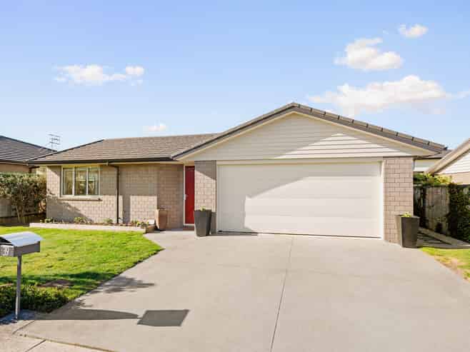 39/4 Greystone Place, Omokoroa