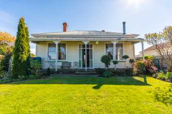 327 Church Street, West End