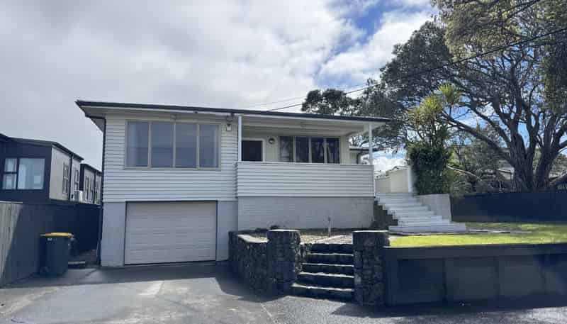 145 Golf Road, Titirangi