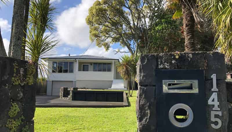 145 Golf Road, Titirangi