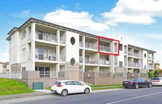 304/75 Michael Jones Drive, Flat Bush