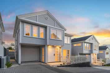 16D William Souter Street, Forrest Hill