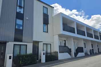 9/124 Taylors Rd, Mount Albert