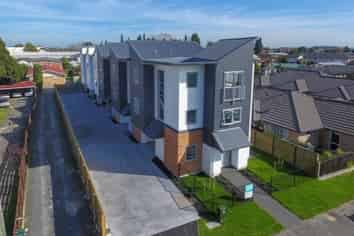 D/4/47 Cameron Road, Hamilton East
