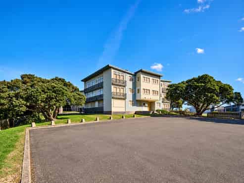 4, 6, 8 Nuku Street, Strathmore Park
