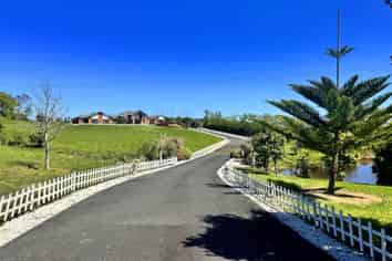 73 Ashwood Avenue, Dairy Flat