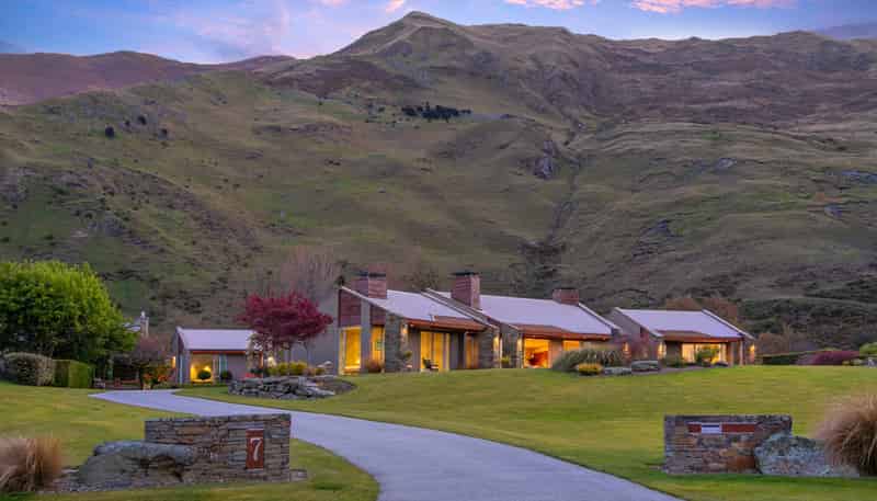 7 Foxglove Heights, Wanaka