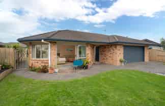 8 Thompson Drive, Papamoa