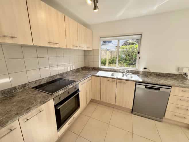 4C Corrella Road, Belmont