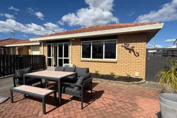 1434D Cameron Road, Greerton