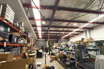 380SQM RETAIL & WAREHOUSE | MANUKAU
