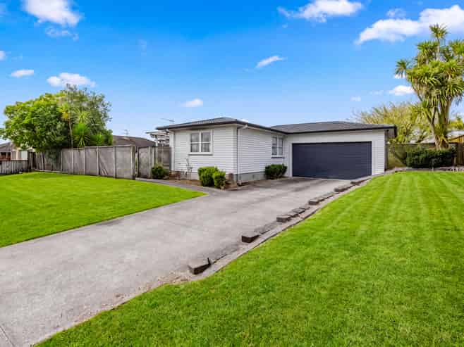 213 Carnoustie Drive, Wattle Downs