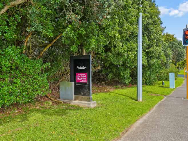 207 Main Highway, Ellerslie