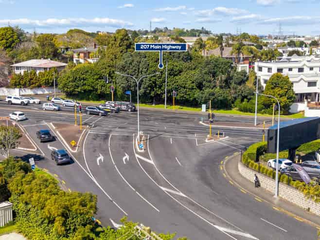 207 Main Highway, Ellerslie