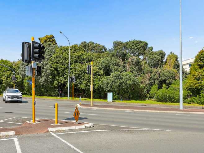 207 Main Highway, Ellerslie