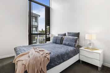 7/4163 Great North Road, Glen Eden