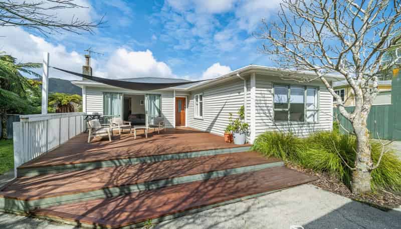 143 Wellington Road, Wainuiomata