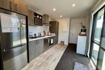 10a Woodend Road, Woodend