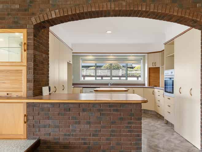 23 Kiriwai Place, Matua