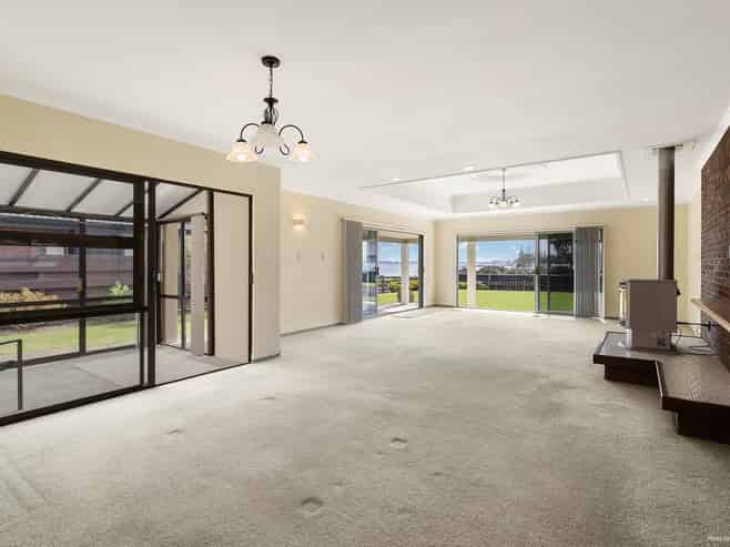 23 Kiriwai Place, Matua