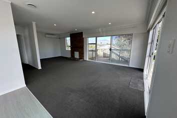 931 Whangaparaoa Road, Manly