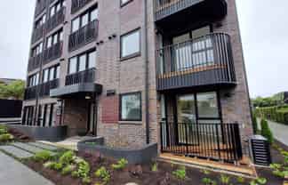 206/2 Finch Street, Morningside