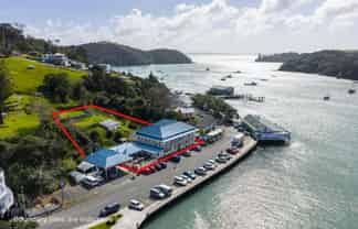 Trophy waterfront commercial opportunity