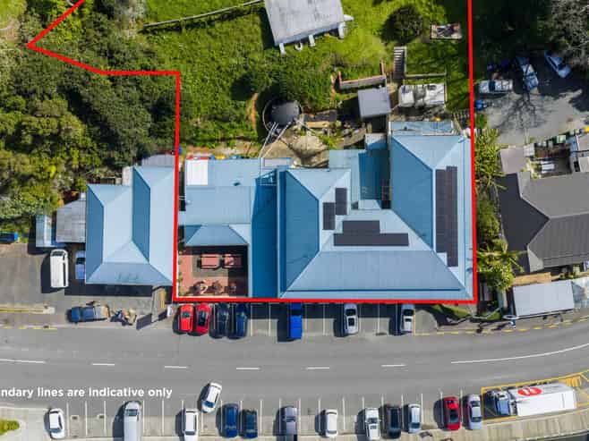 Trophy waterfront commercial opportunity