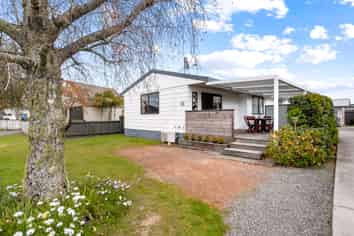 111A Aberdeen Place, Whangamata