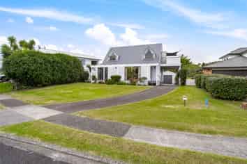 136 Durrant Drive, Whangamata