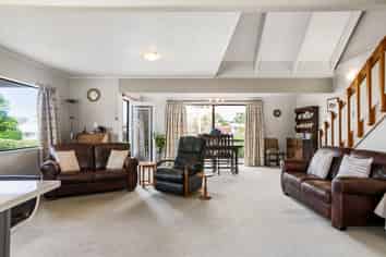 136 Durrant Drive, Whangamata