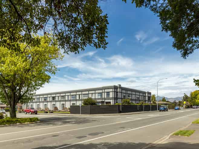 6 Titles Established Accommodation Huge Potential