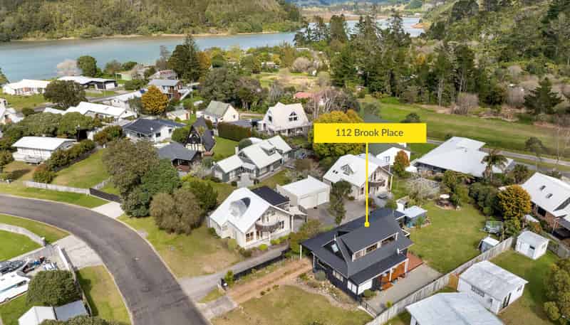 112 Brook Place, Whangamata