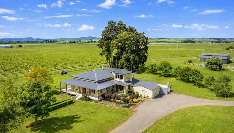 2831 State Highway 50, Roys Hill, Roys Hill