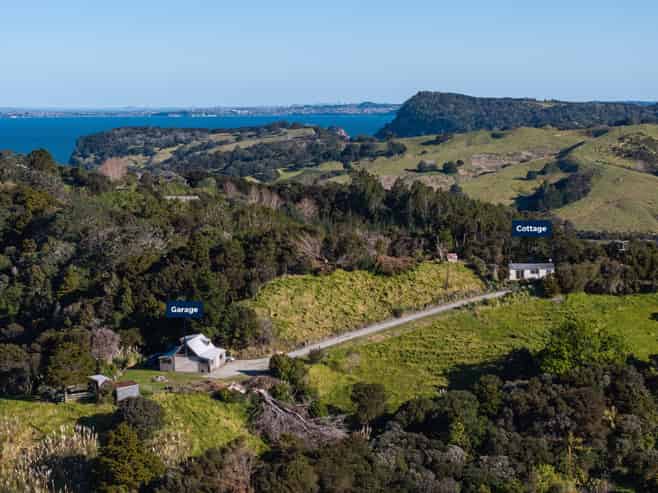11 Ngarewa Drive, Mahurangi West