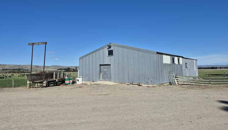 6648 Hyde-Middlemarch Road, Middlemarch